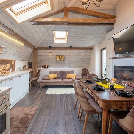 2-Bedroom Elegant Apartment In Mediterranean Style ソフィア エクステリア 写真