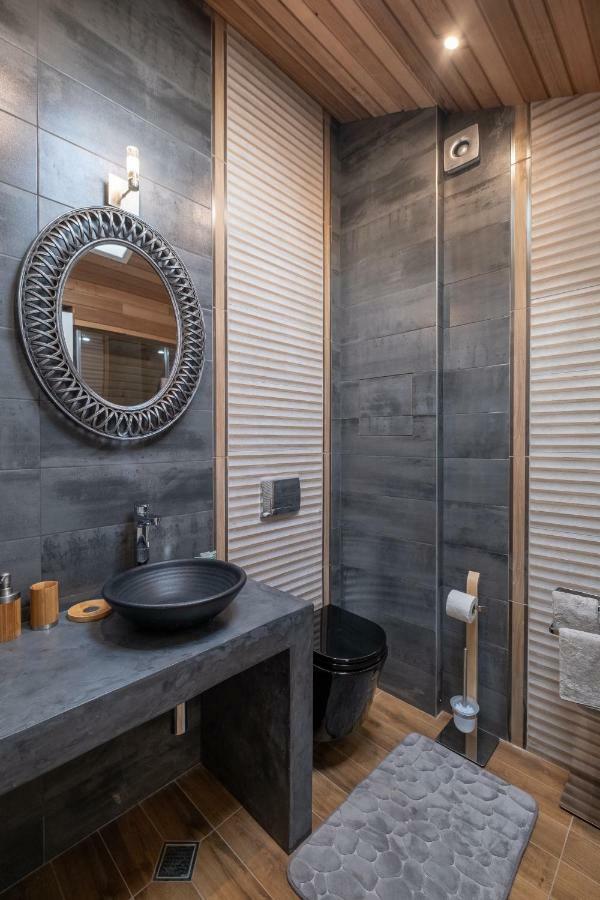 2-Bedroom Elegant Apartment In Mediterranean Style ソフィア エクステリア 写真